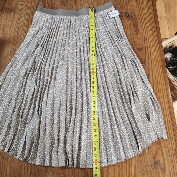 Vince Camuto Beige Polka‎ Dot Pleated Midi Skirt NWT Elastic Waist Pull On XXL - Picture 5 of 9